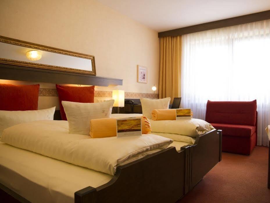 Hotel Hellers Twenty Four I -24H-Check-In- Friedrichshafen Exterior photo